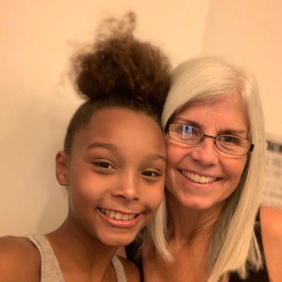 Meet your Posher, Ashila - Picture 1 of 1